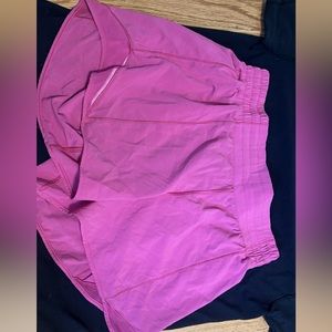 Size 8 Sonic Pink 4inch Hotty Hots lululemon
